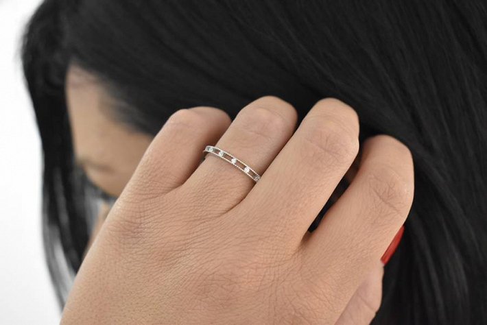 Oxzen δαχτυλίδι ασημένιο ολόσειρο με πέτρες ζιργκόν