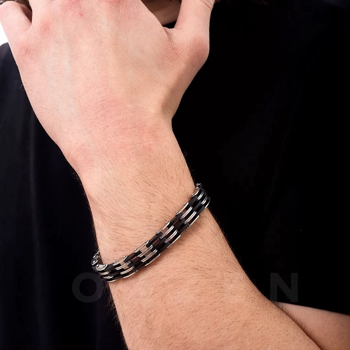 Χειροπέδα ανδρική ατσάλι σε ασημί με μαύρο
