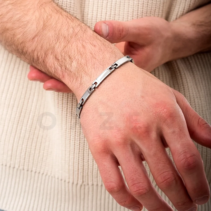 Βραχιόλι ανδρικό από ανοξείδωτο ατσάλι με λουστρέ και ματ στοιχεία
