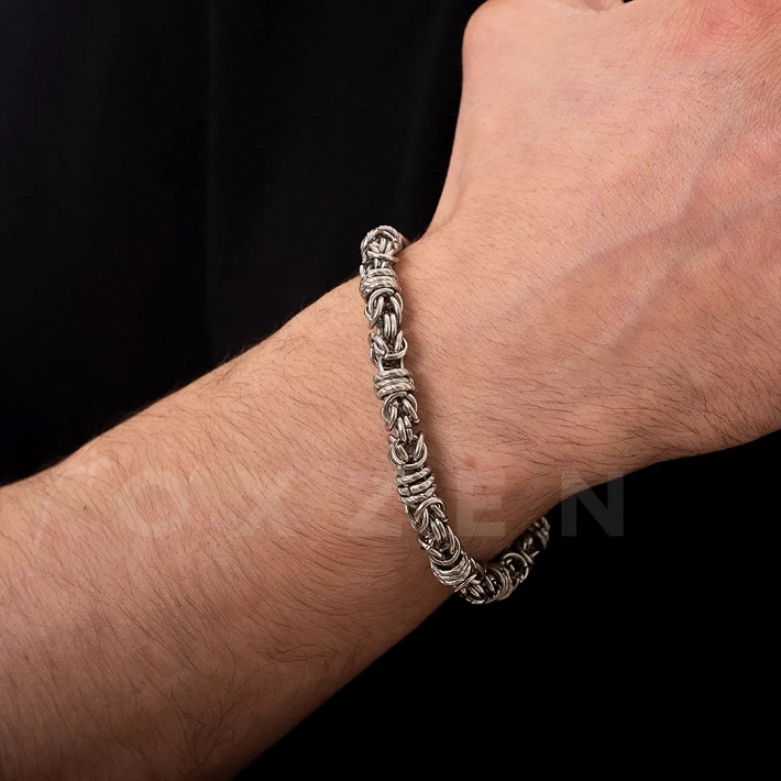 Βραχιόλι ανδρικό από ανοξείδωτο ατσάλι σε ασημί