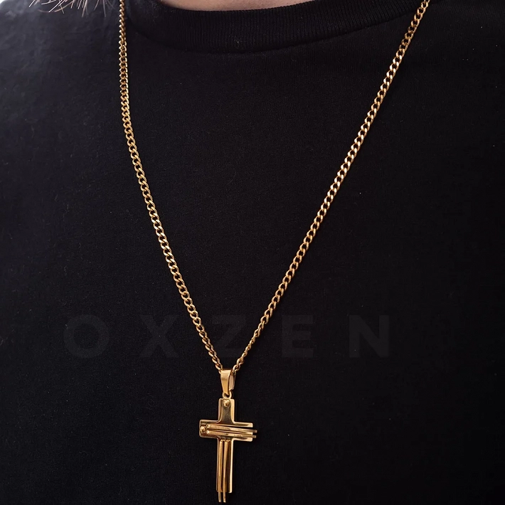 Κολιέ σταυρός ατσάλι ανδρικός σε χρυσό