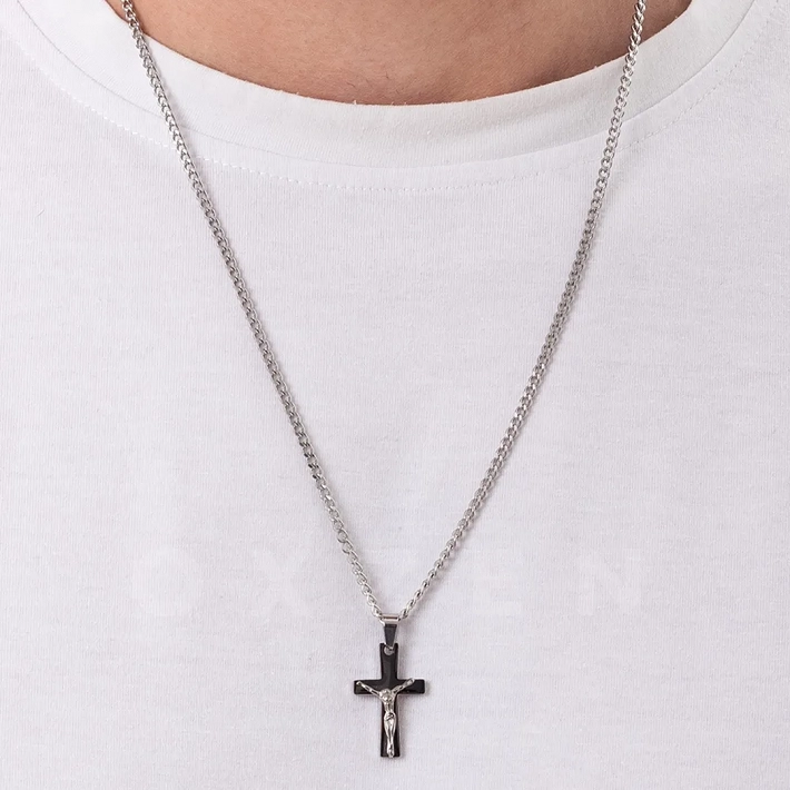 Κολιέ σταυρός με αλυσίδα ατσάλι με τον εσταυρωμένο