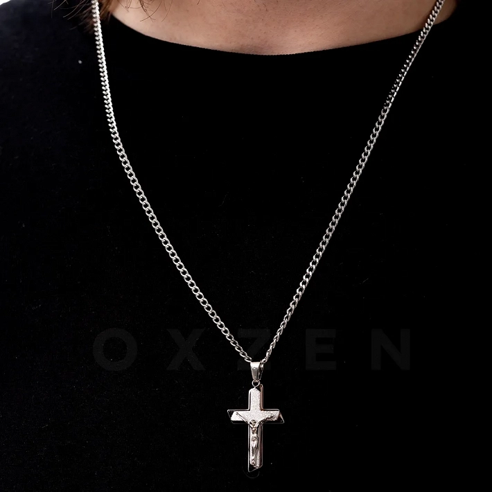 Κολιέ σταυρός με αλυσίδα ατσάλι ανδρικός με εσταυρωμένο σε ματ