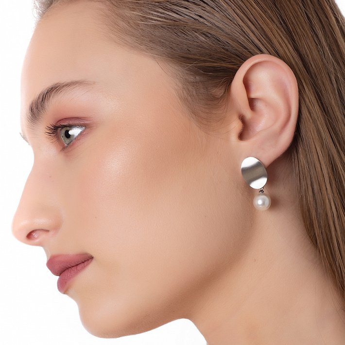 Σκουλαρίκια κρεμαστά ατσάλινα με πέρλα
