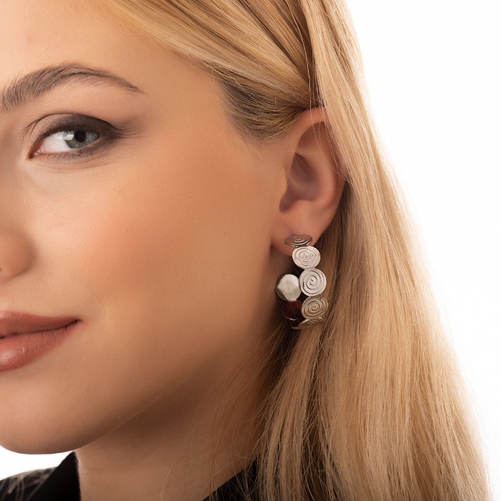 Σκουλαρίκια κρίκοι ατσάλινοι με στρογγυλά στοιχεία