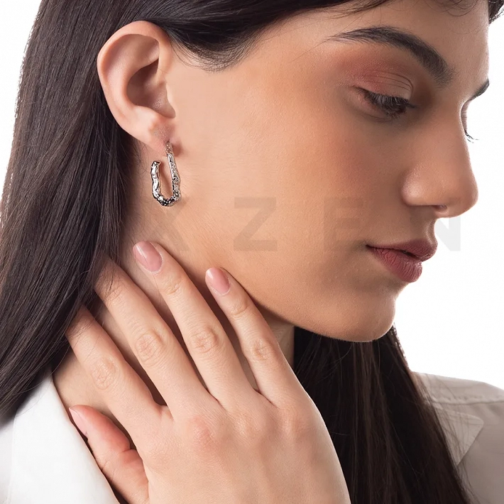 Σκουλαρίκια κρίκοι από ανοξείδωτο ατσάλι σαγρέ