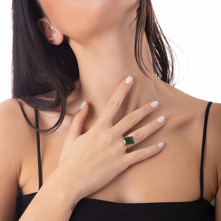 Δαχτυλίδι ατσάλινο με καρέ πράσινη πέτρα ζιργκόν