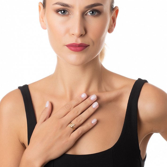 Δαχτυλίδι ατσάλινο διπλό V με λευκά ζιργκόν