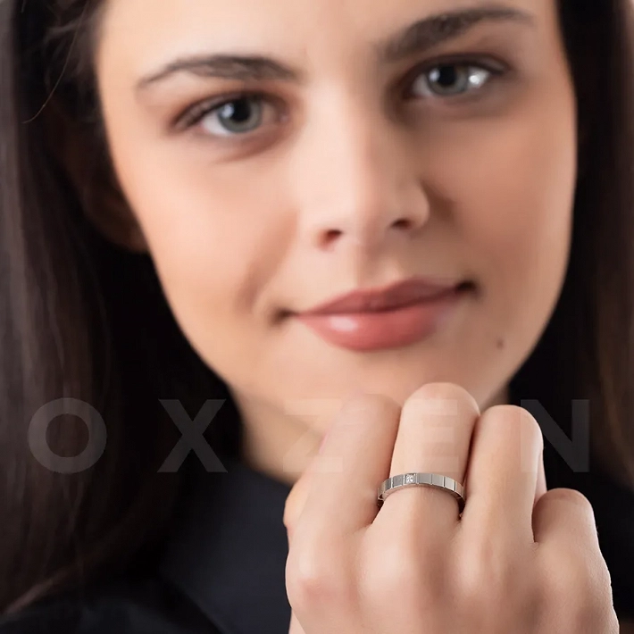 Γυναικείο δαχτυλίδι από ανοξείδωτο ατσάλι βέρα με λευκό ζιργκόν