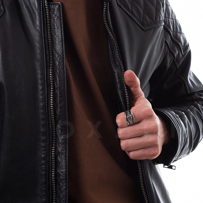 Δαχτυλίδι ανδρικό από ανοξείδωτο ατσάλι ασημί φίδι με κόκκινα μάτια