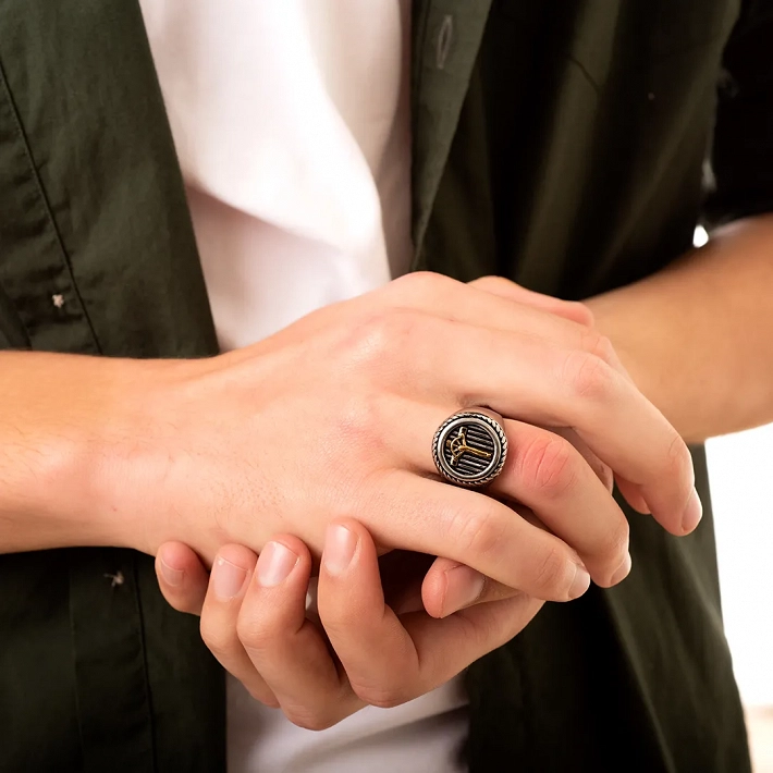 Δαχτυλίδι ανδρικό από ανοξείδωτο ατσάλι, ασημόχρυσο με τον εσταυρωμένο