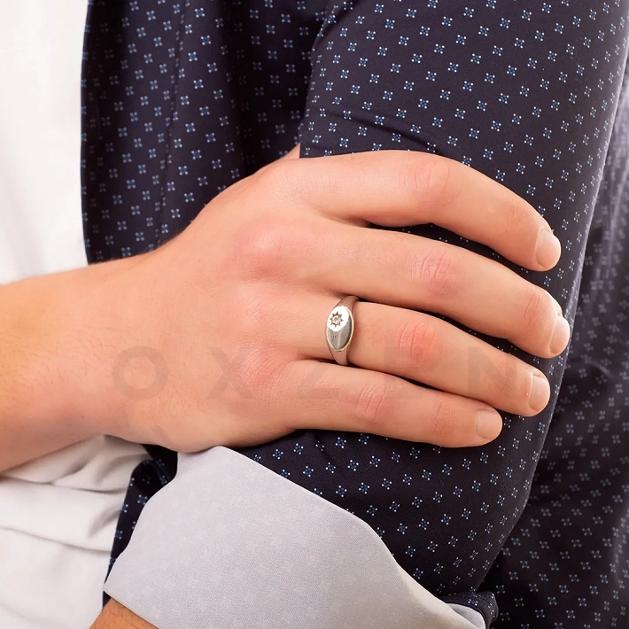 Δαχτυλίδι ανδρικό από ανοξείδωτο ατσάλι, ασημί με ένα λευκό ζιργκόν