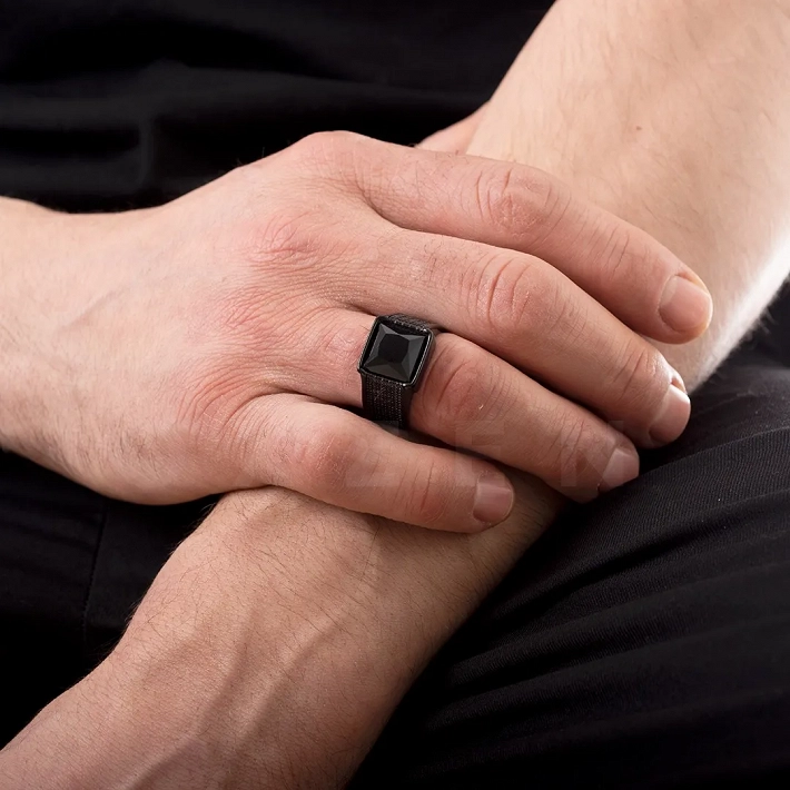 Δαχτυλίδι από ανοξείδωτο ατσάλι, ανδρικό με μαύρη πέτρα ζιργκόν