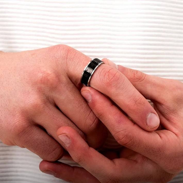 Δαχτυλίδι βέρα ανδρική από ανοξείδωτο ατσάλι, μαύρο με μαίανδρο