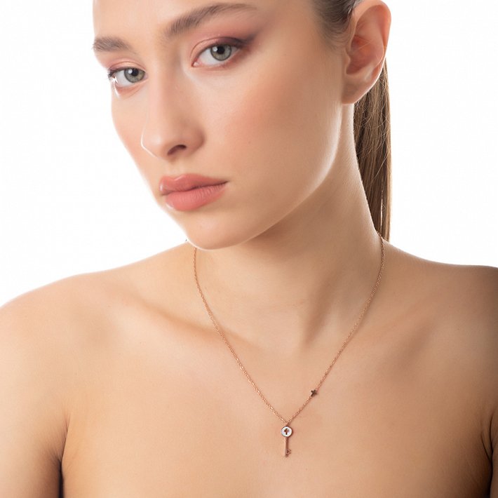 Κολιέ ατσάλινο κλειδί με φίλντισι