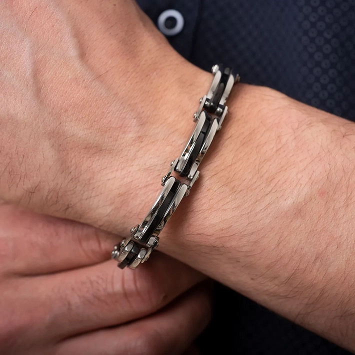 Χειροπέδα ανδρική ατσάλι σε ασημί με μαύρο