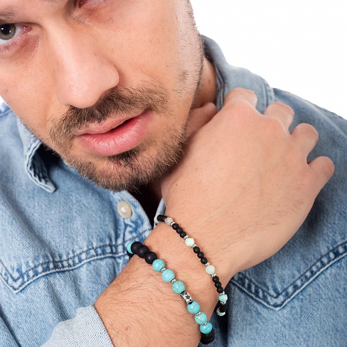 Βραχιόλι με τυρκουάζ Καλλαίτη και μαύρες χάντρες 8mm