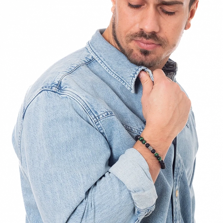 Βραχιόλι με Green Tiger's Eye stones  και μαύρες χάντρες 8mm