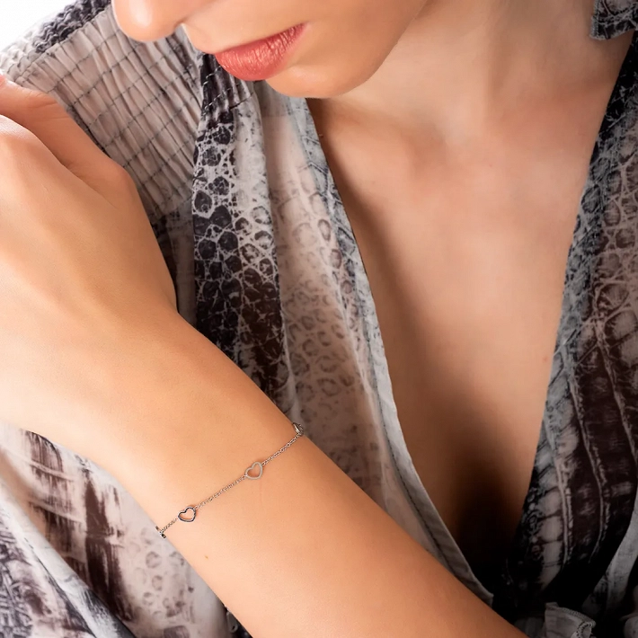 Oxzen ατσάλινο βραχιόλι με καρδούλες