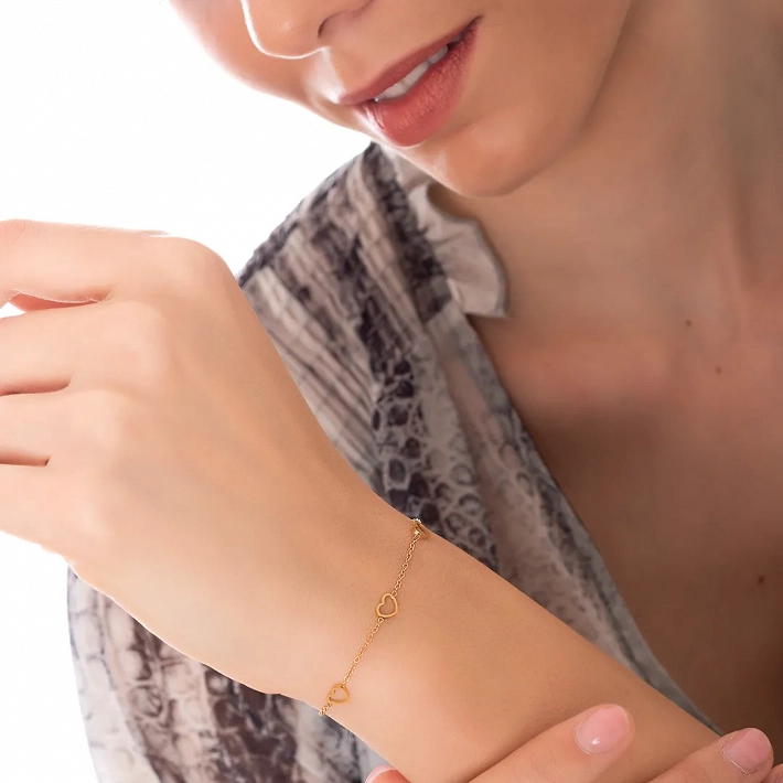 Oxzen ατσάλινο βραχιόλι με καρδούλες