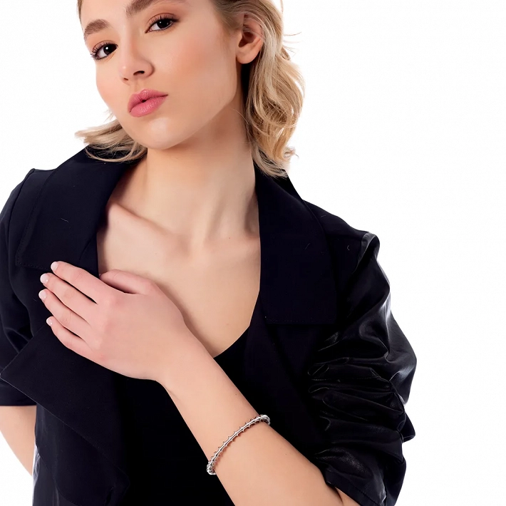 Βραχιόλι γυναικείο από ανοξείδωτο ατσάλι χειροπέδα με ματ φινίρισμα