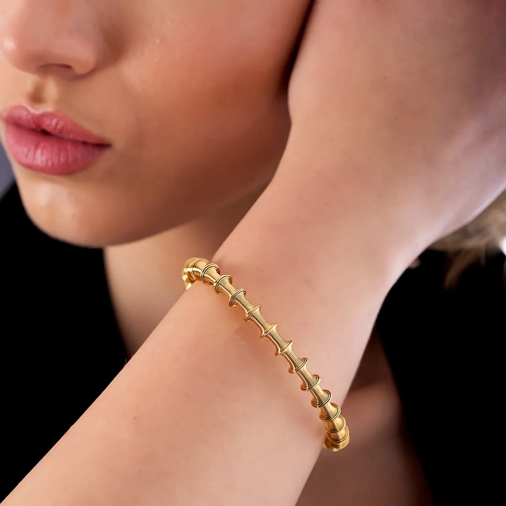 Βραχιόλι γυναικείο από ανοξείδωτο ατσάλι χειροπέδα με ματ φινίρισμα