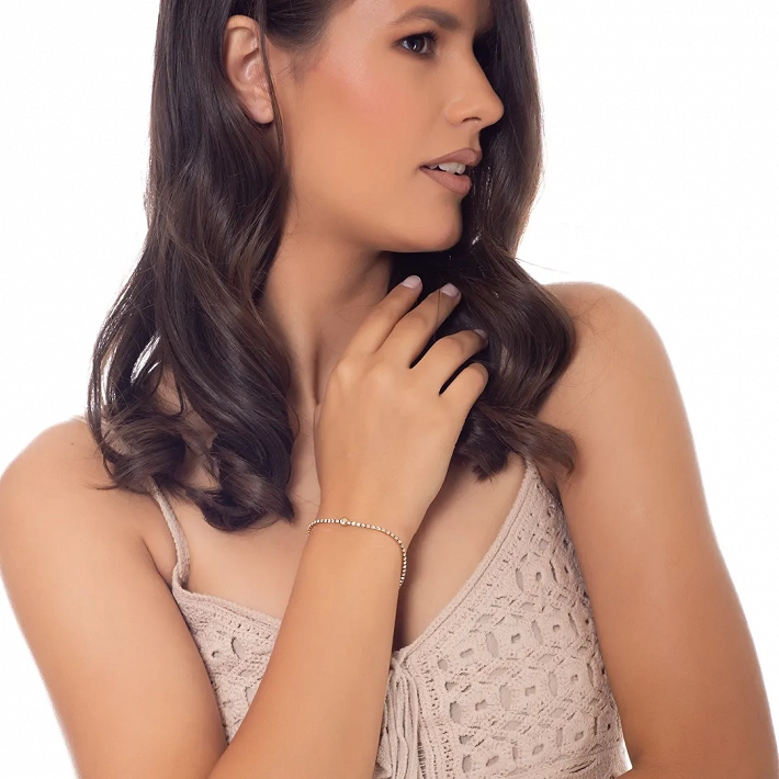 Βραχιόλι γυναικείο από ανοξείδωτο ατσάλι ριβιέρα με λευκά ζιργκόν