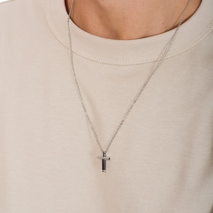 Κολιέ σταυρός ανδρικός από ανοξείδωτο ατσάλι ασημί με μαύρα μικρά ζιργκόν στο πλάι
