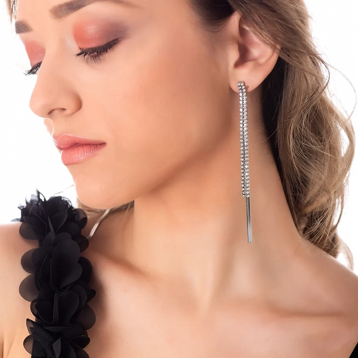 Oxzen σκουλαρίκια κρεμαστά ατσάλινα με λευκά ζιργκόν