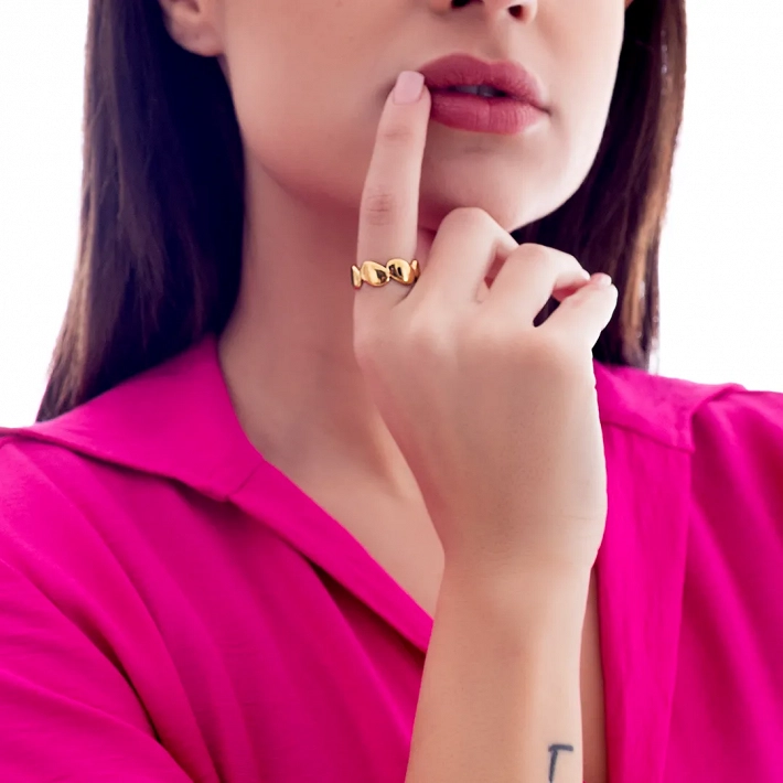 Δαχτυλίδι γυναικείο από ανοξείδωτο ατσάλι με ιδιαίτερο σχήμα