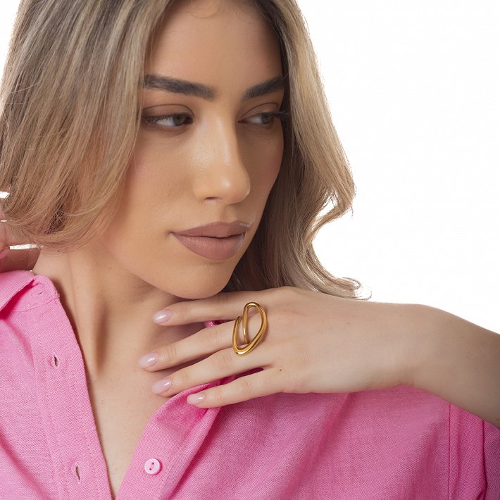 Δαχτυλίδι γυναικείο από ανοξείδωτο ατσάλι με ιδιαίτερο σχέδιο