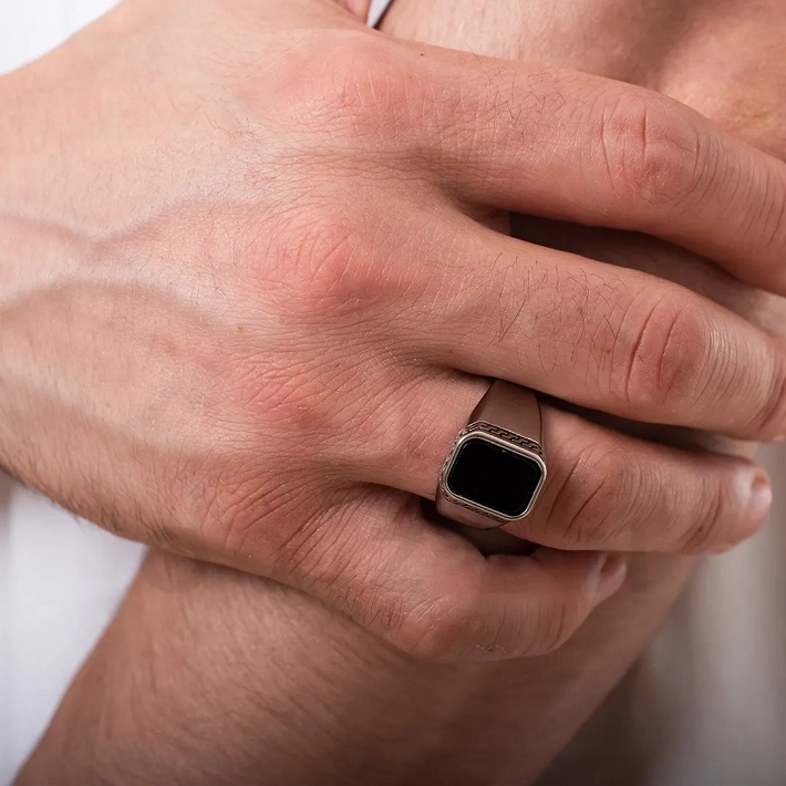 Δαχτυλίδι από ανοξείδωτο ατσάλι, με μαύρη πέτρα όνυχα