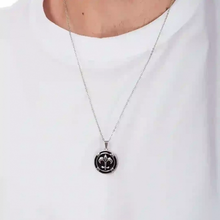 Κολιέ ανδρικό από ανοξείδωτο ατσάλι στρογγυλό ασημί με μαύρο