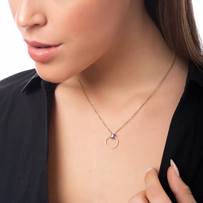 Κολιέ γυναικείο από ανοξείδωτο ατσάλι με μωβ ζιργκόν