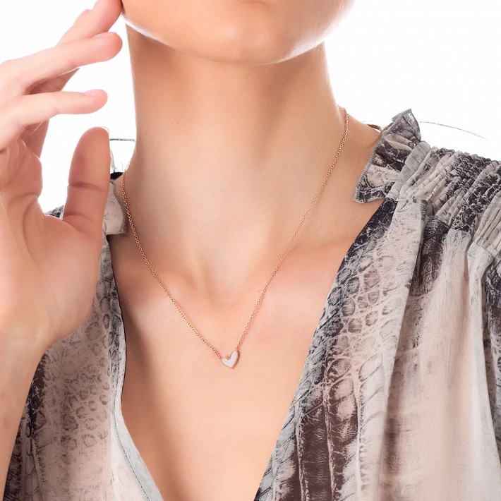Κολιέ ατσάλινο με καρδιά από φίλντισι