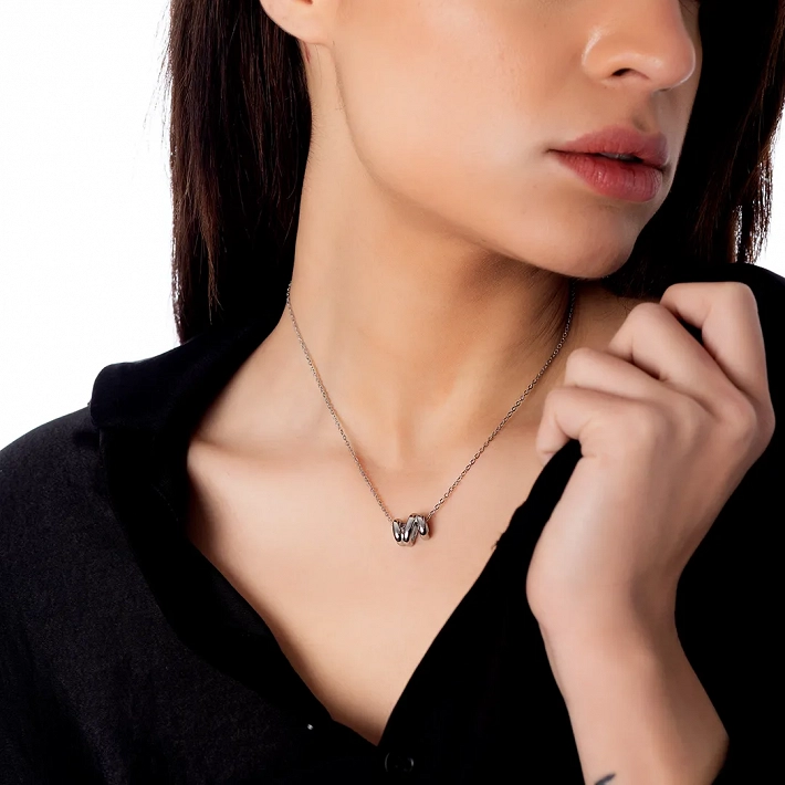 Κολιέ ατσάλινο σπείρα