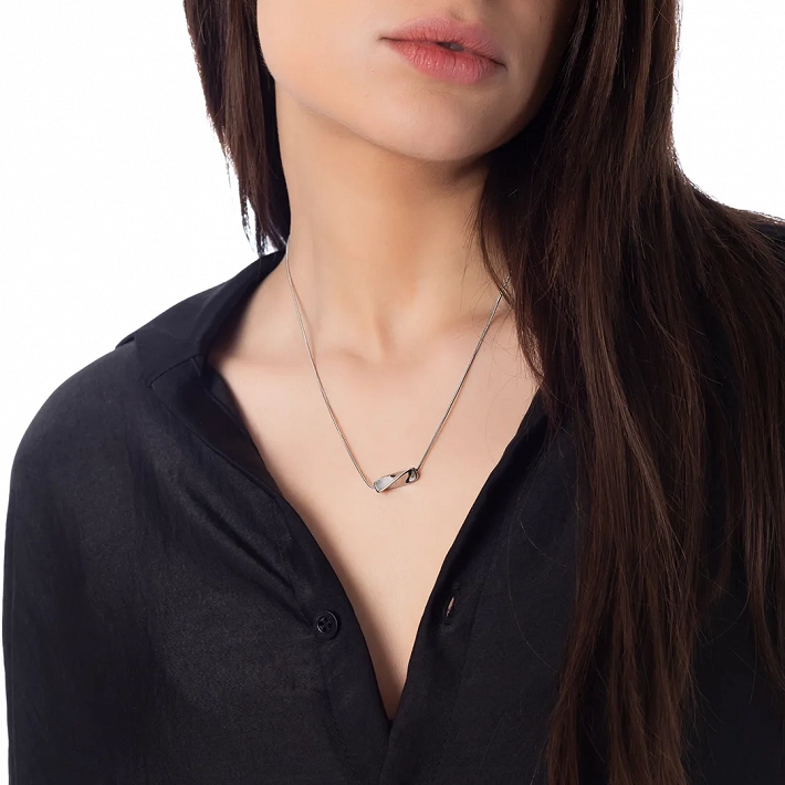 Κολιέ ατσάλινο ορθογώνιο