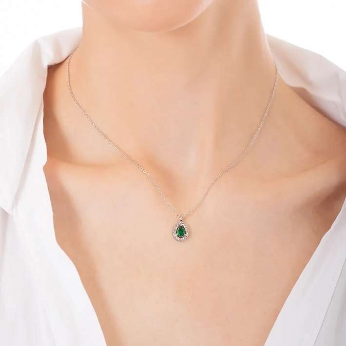 Κολιέ γυναικείο από ανοξείδωτο ατσάλι δάκρυ με πράσινο ζιργκόν