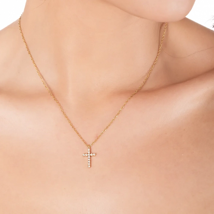 Κολιέ σταυρός από ανοξείδωτο ατσάλι με λευκά ζιργκόν