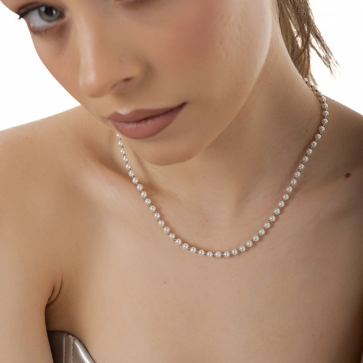 Oxzen γυναικείο ατσάλινο κολιέ με πέρλες 4mm