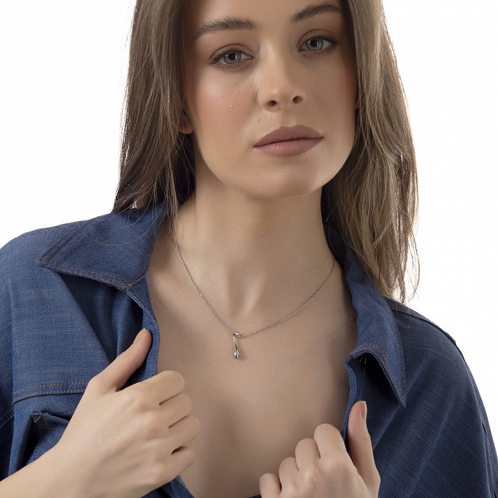 Oxzen ατσάλινο γυναικείο κολιέ με λευκό ζιργκόν