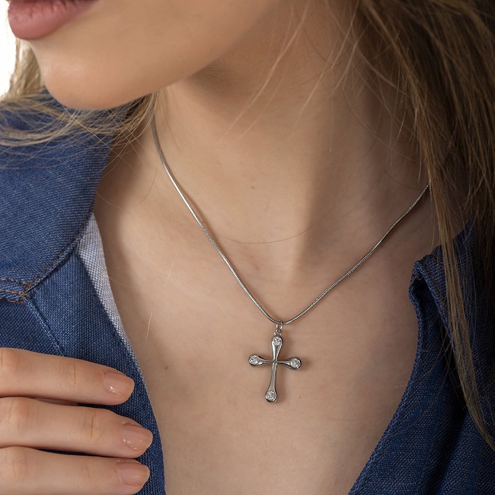 Oxzen ατσάλινο κολιέ σταυρός με ζιργκόν