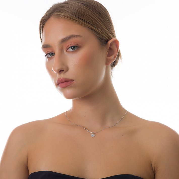 Oxzen κολιέ ασημένιο καρδιά με βέλος και λευκά ζιργκόν