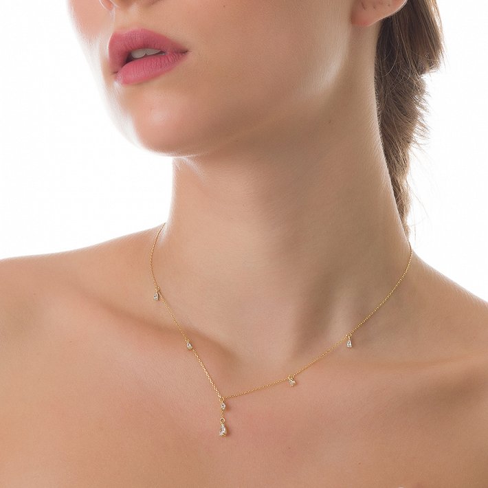 Oxzen κολιέ ασημένιο με κρεμαστά λευκά ζιργκόν