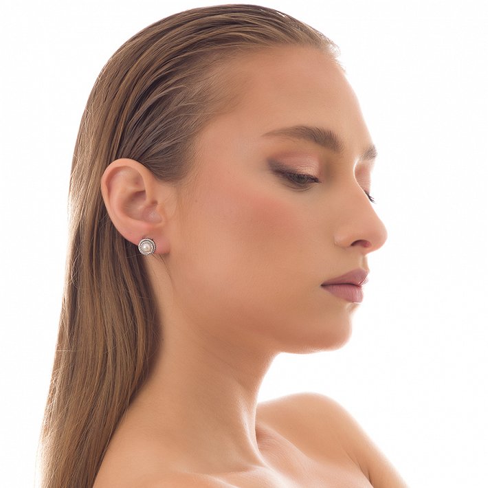 Oxzen σκουλαρίκια καρφωτά ασημένια με πέρλα Majorica και ζιργκόν