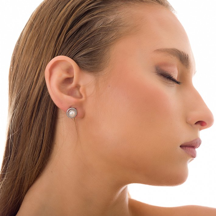 Oxzen σκουλαρίκια καρφωτά ασημένια με πέρλα Majorica και ζιργκόν