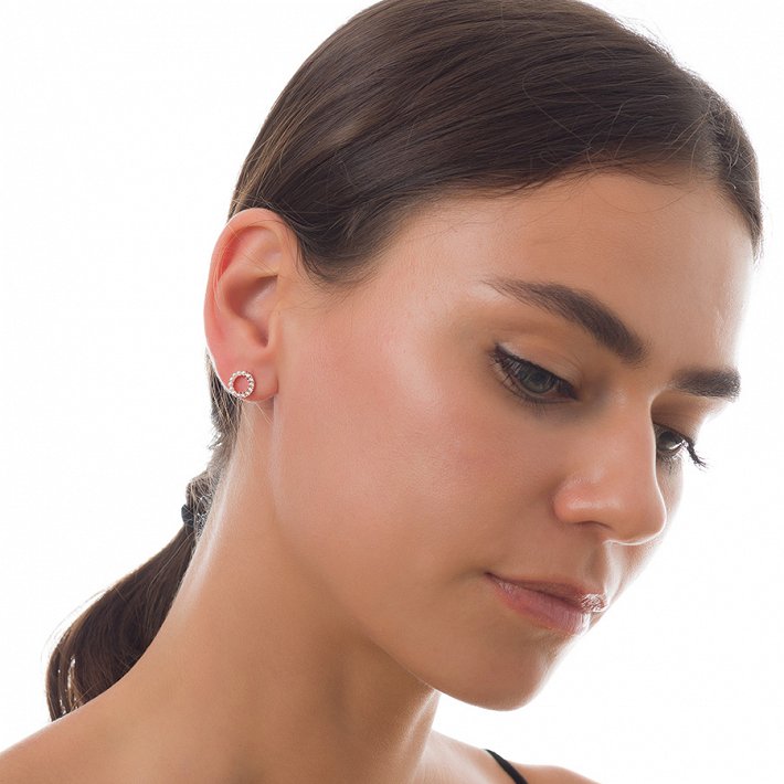 Oxzen σκουλαρίκια καρφωτά ασημένια στεφανάκι με περλίτσες και λευκά ζιργκόν