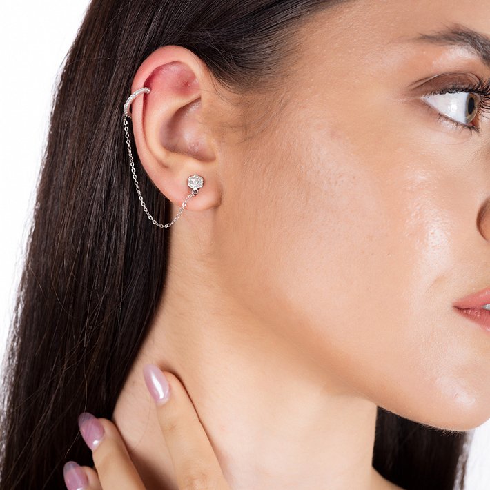 Oxzen σκουλαρίκι κρικάκι μικρό ασημένιο με μαργαρίτα και λευκά ζιργκόν