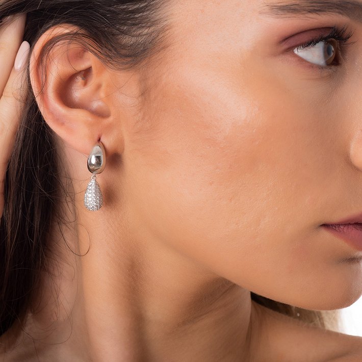 Oxzen σκουλαρίκια κρίκοι ασημένιοι με κρεμαστό δάκρυ με ζιργκόν