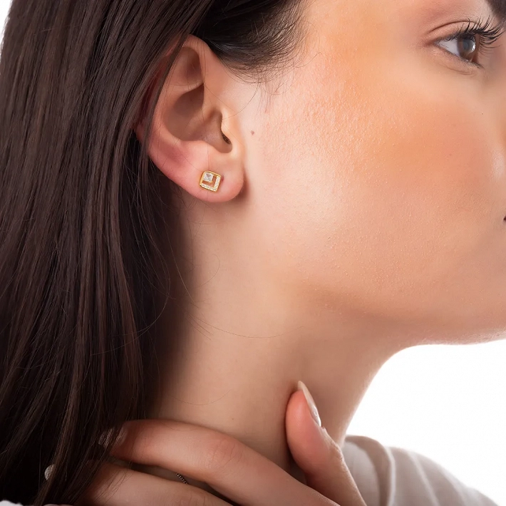 Oxzen ασημένιο σκουλαρίκι τετράγωνο με λευκά ζιργκόν